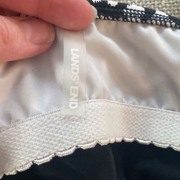 Lands’ End Black White Tankini Swimsuit Size 4P - Picture 11 of 13